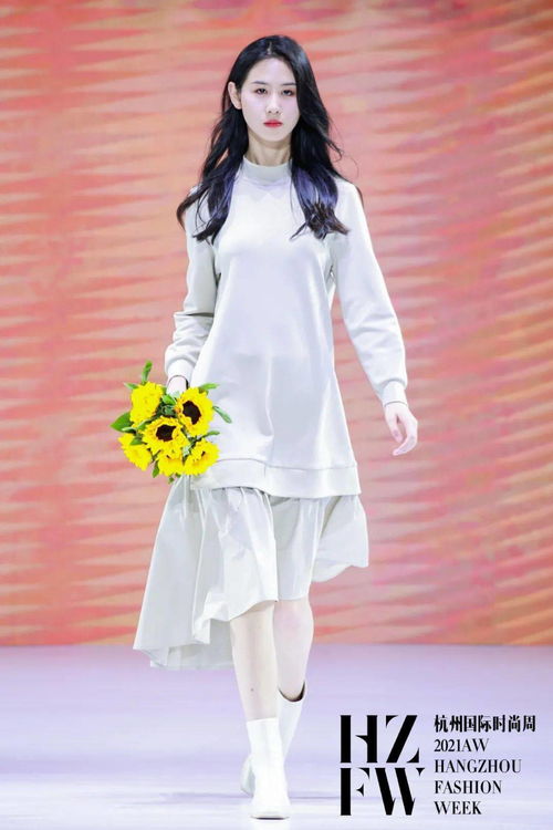 設計落地 觸摸市場 國博會場與中國杭州國際服裝產業交易會開幕，聚焦電子產品融合